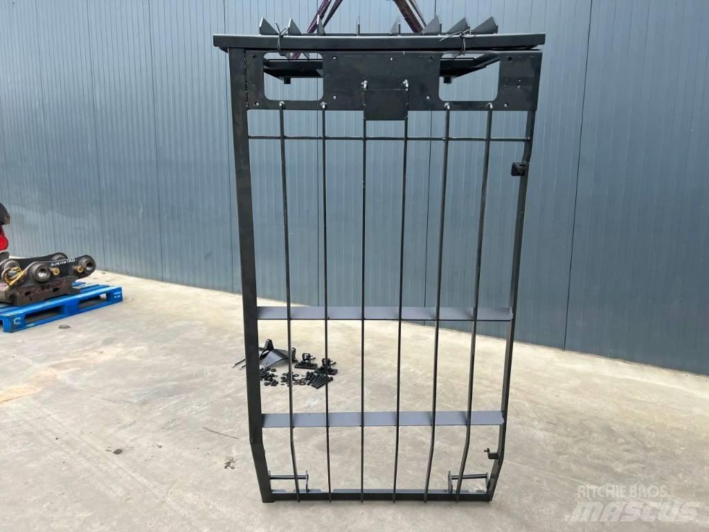 CAT 345C Guard Kabíny a interiér