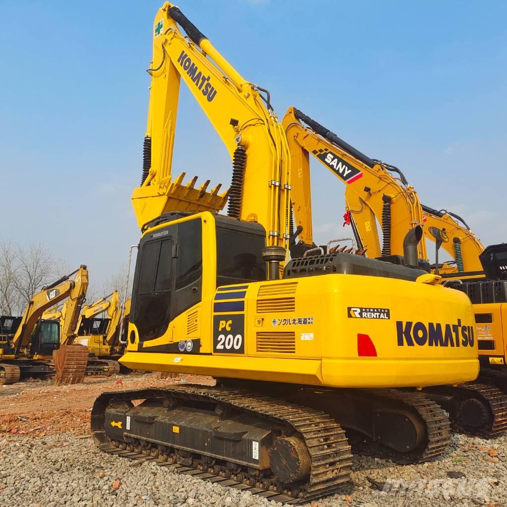 Komatsu PC200-8 Pásové rýpadlá