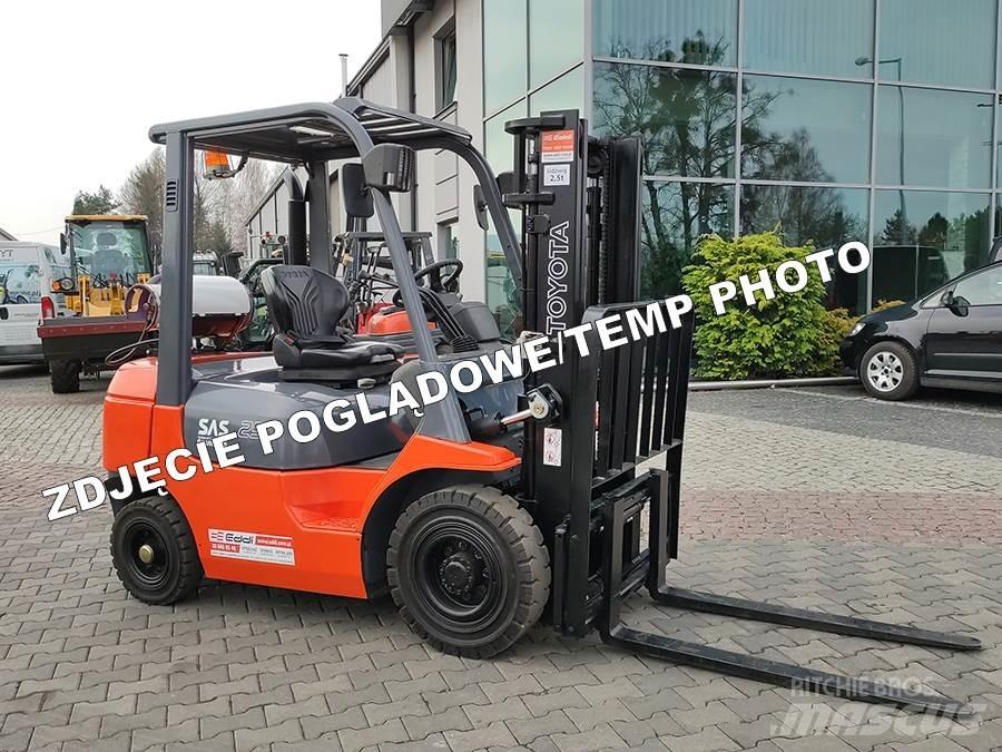 Toyota 42-7FGF25 LPG vozíky