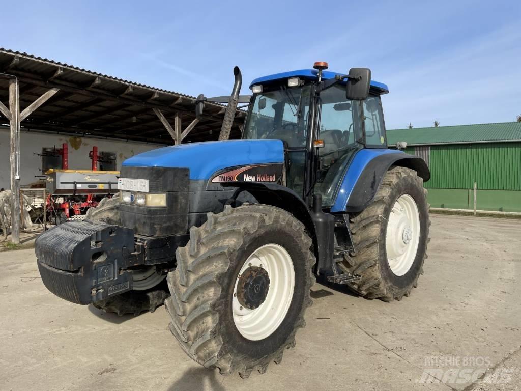 New Holland TM 190 Traktory