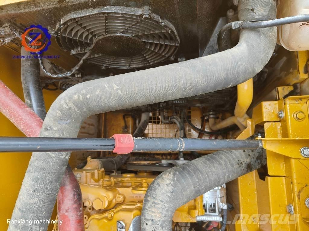 CAT 320 GC Pásové rýpadlá