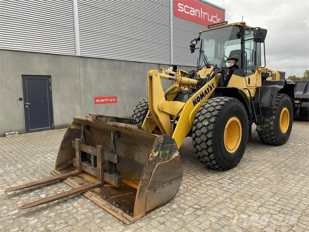 Komatsu WA200-7 Kolesové nakladače