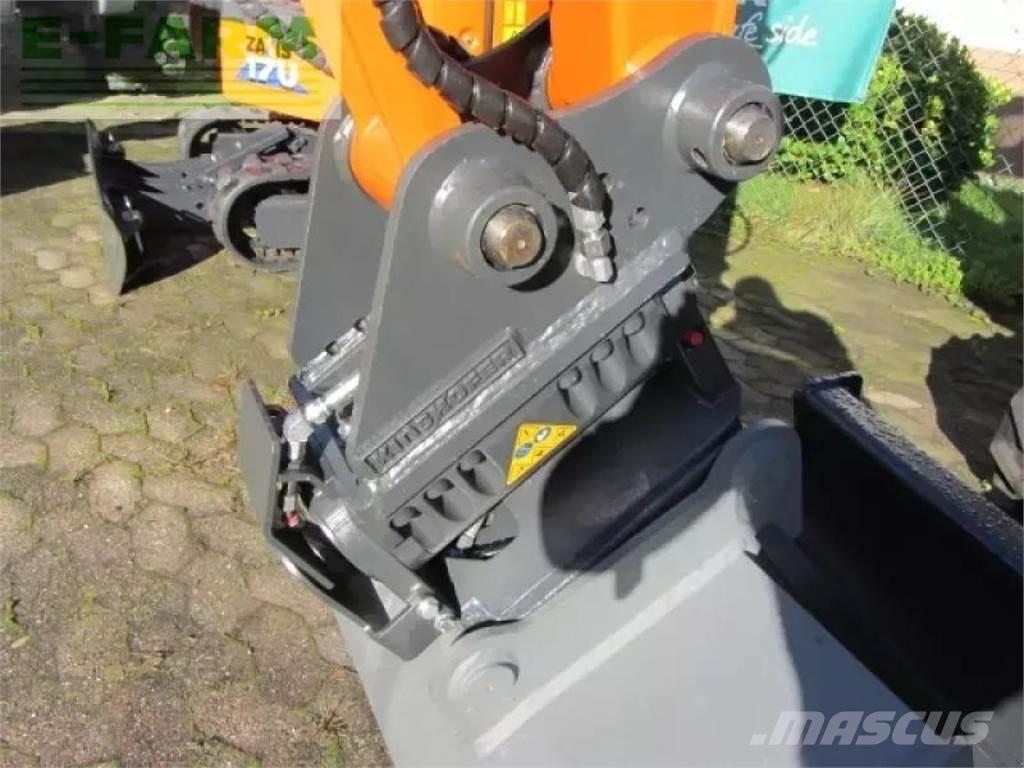 Hitachi zx 33 u-6 Kolesové rýpadlá