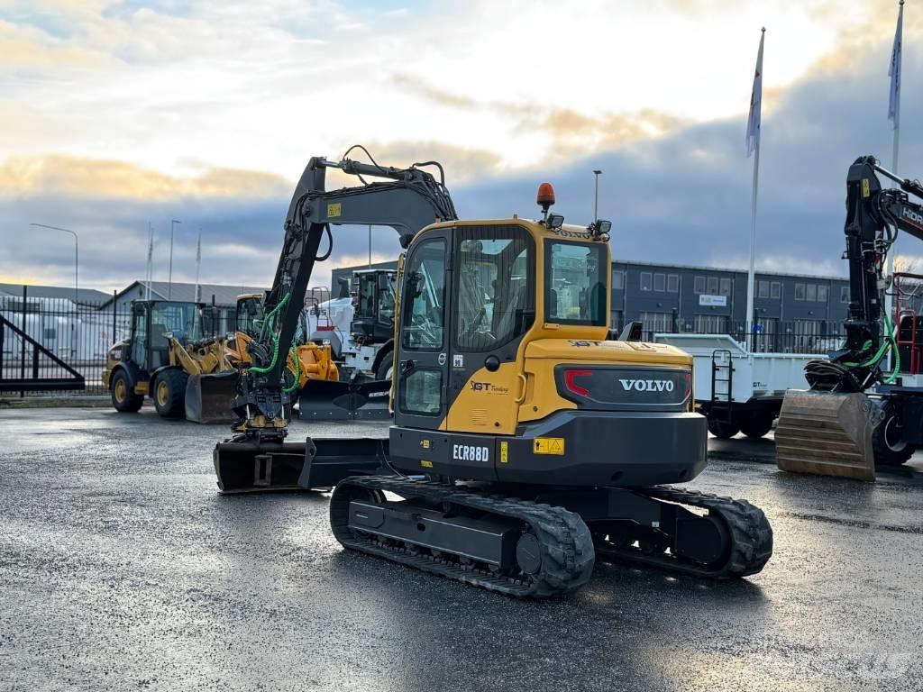 Volvo ECR 88 D Midi rýpadlá 7 t - 12 t
