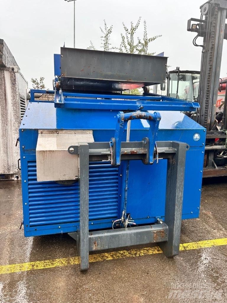 Husmann BZ1200 Sekačky a rezačky dreva