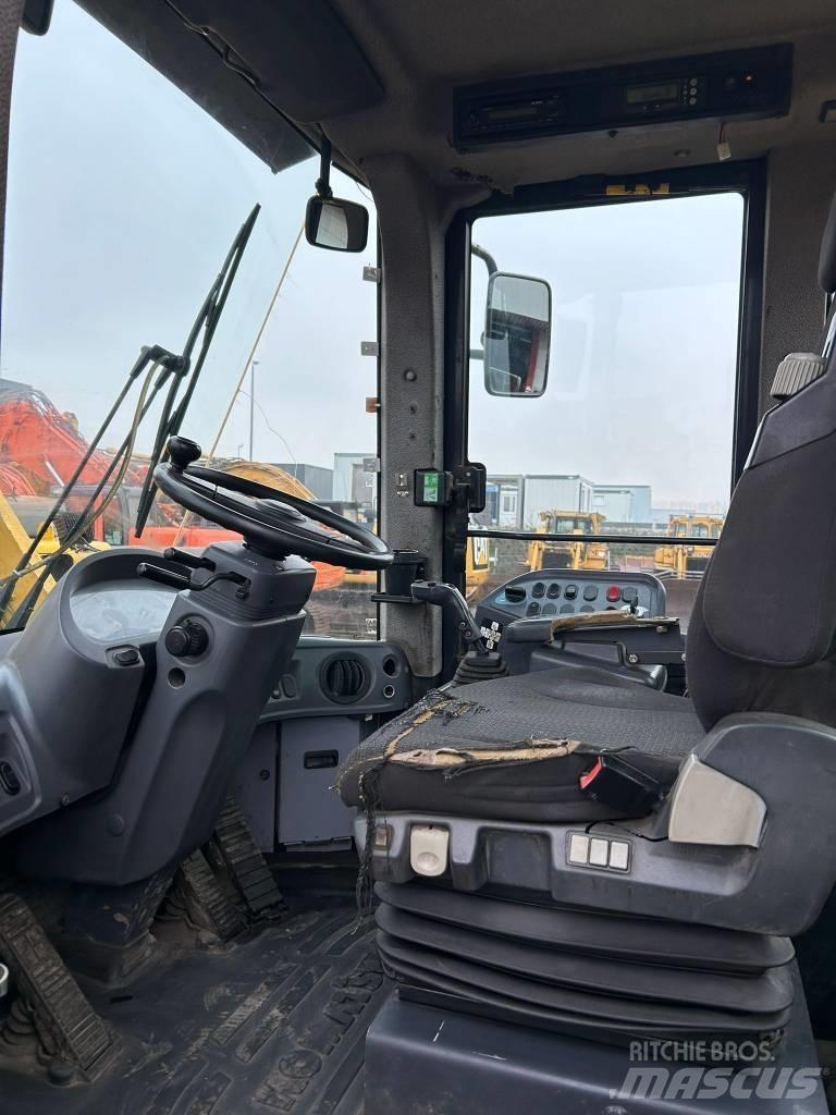 Komatsu WA 380-6 Kolesové nakladače