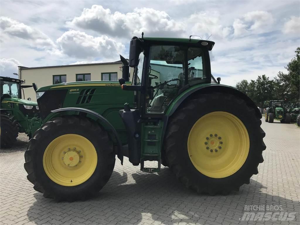 John Deere 6195R Traktory