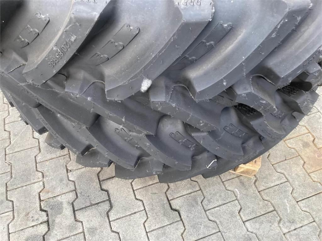 BKT 420/85R38 Pneumatiky, kolesá a ráfiky
