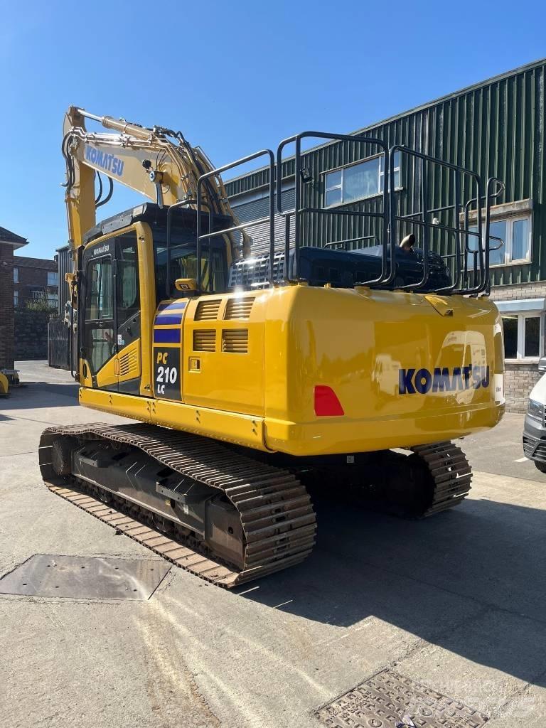 Komatsu PC210LC-11E0 Pásové rýpadlá