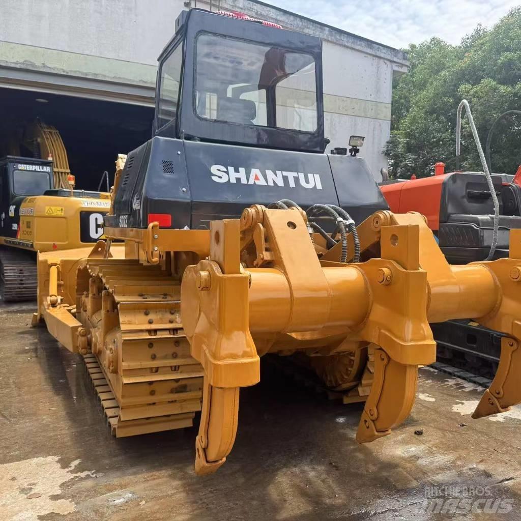 Shantui SD 22 Pásové dozéry