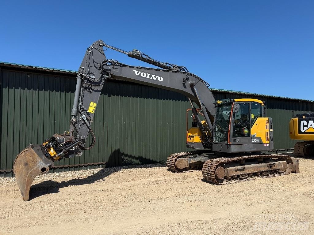 Volvo ECR 235 EL Pásové rýpadlá