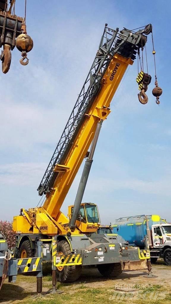 Grove RT 890 E Univerzálne terénne žeriavy