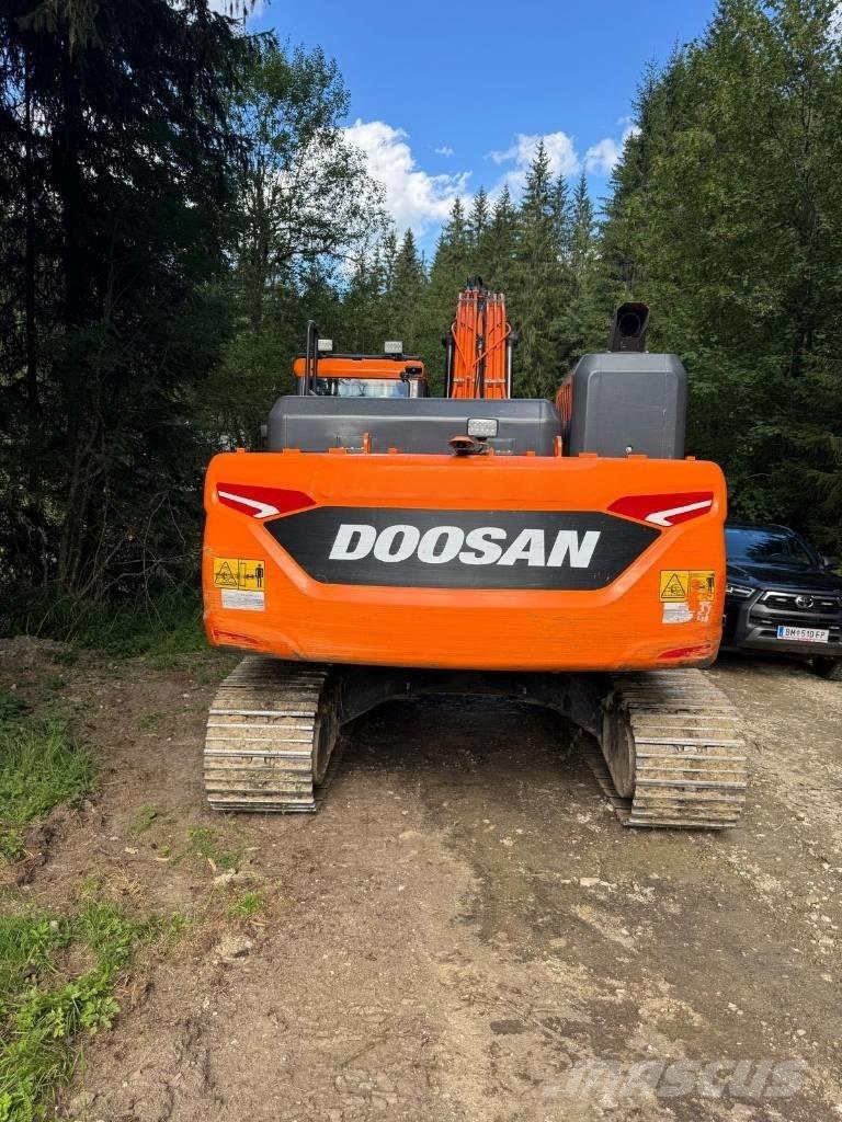 Doosan DX 225 LC-7 Pásové rýpadlá