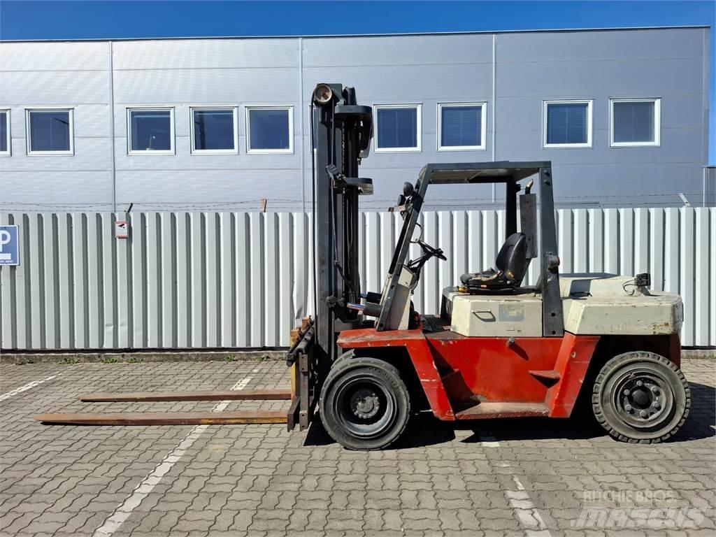 Nissan DF05A60U Dieselové vozíky