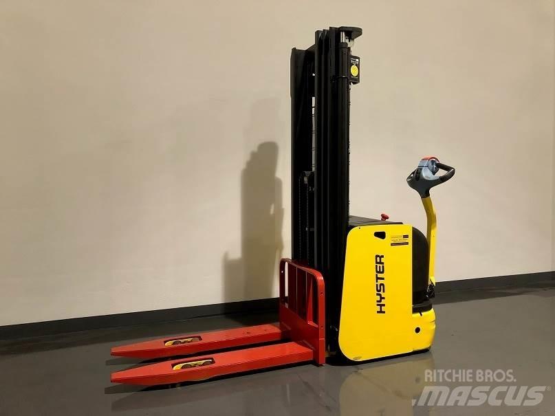 Hyster S1.6AC Ručne vedené vysokozdvižné vozíky