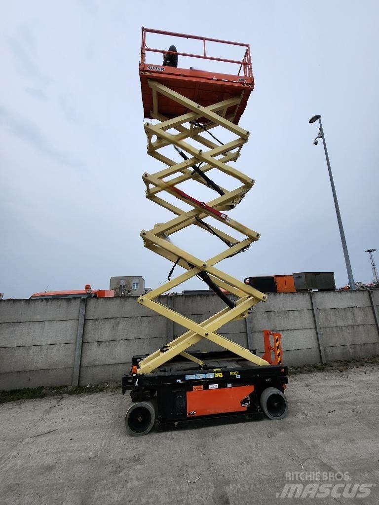 JLG 4045 Nožnicové zdvíhacie plošiny
