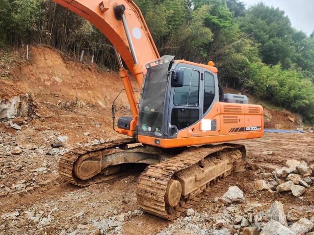 Doosan DX 300 LC-5 Pásové rýpadlá