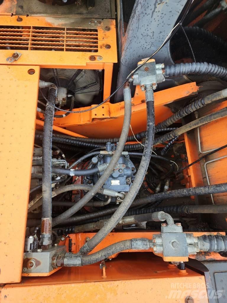 Doosan DX 300 LC-5 Pásové rýpadlá