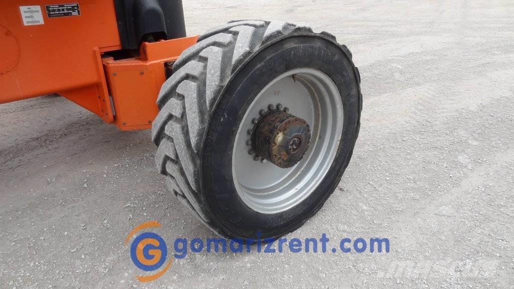 JLG 1250AJP Kĺbové plošiny