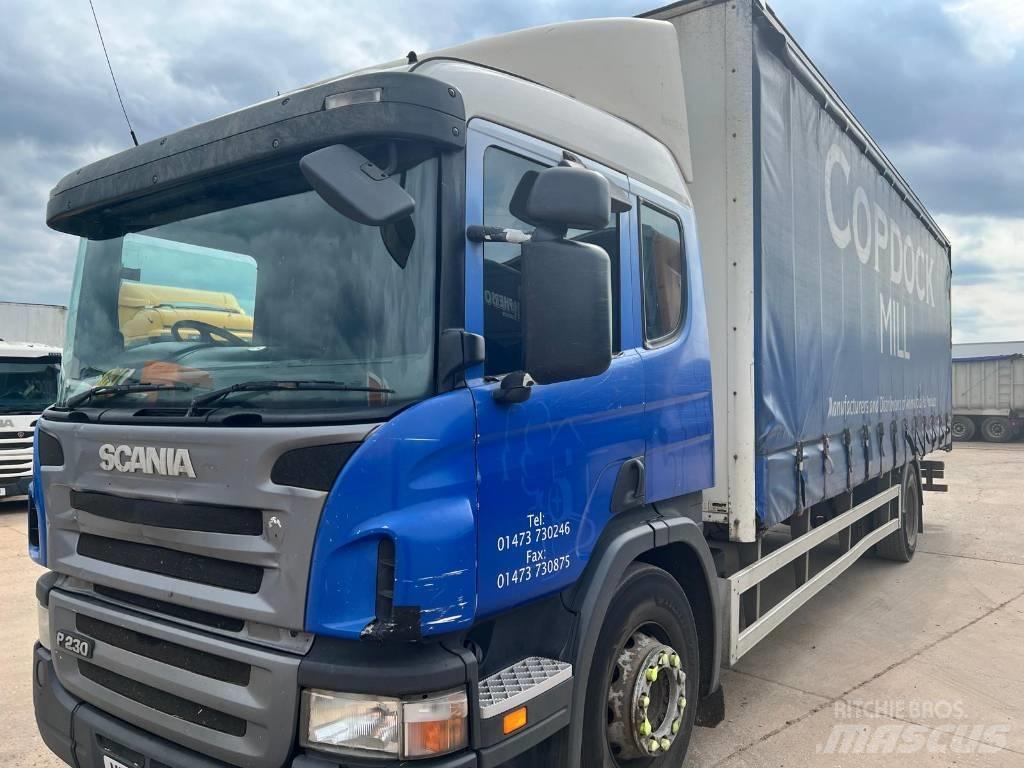 Scania P 230 Nákladné vozidlá s bočnou zhrnovacou plachtou
