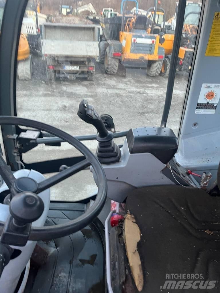 Kramer-allrad 880 Kolesové nakladače