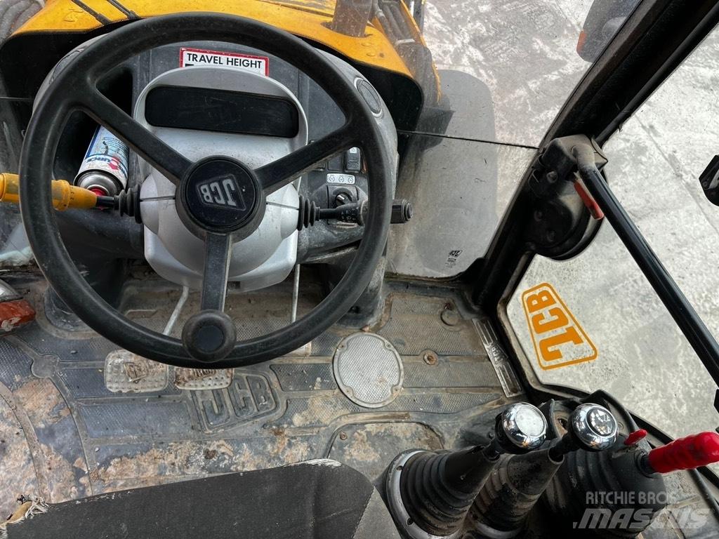 JCB 3 CX Contractor Kolesové rýpadlá
