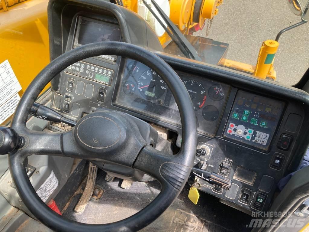 Kato MR 130R Univerzálne terénne žeriavy