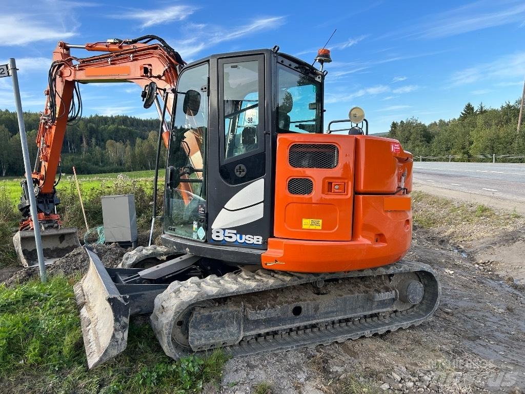 Hitachi ZX 85 US B-6 Midi rýpadlá 7 t - 12 t