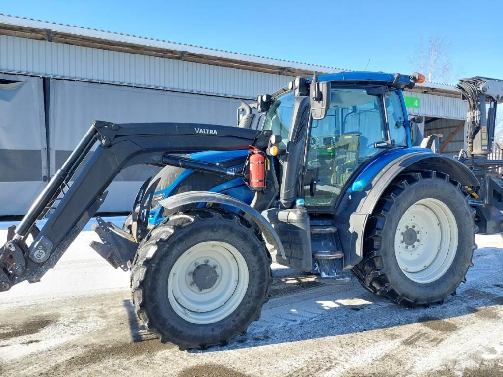 Valtra N 154 Traktory