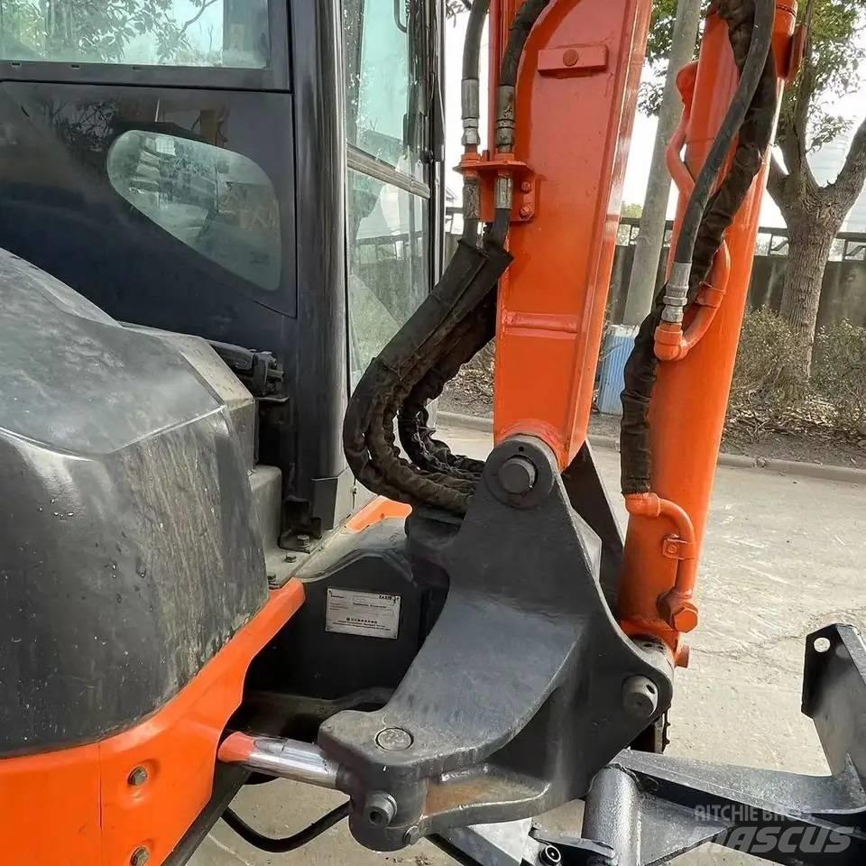 Hitachi ZX50 Mini rýpadlá < 7t