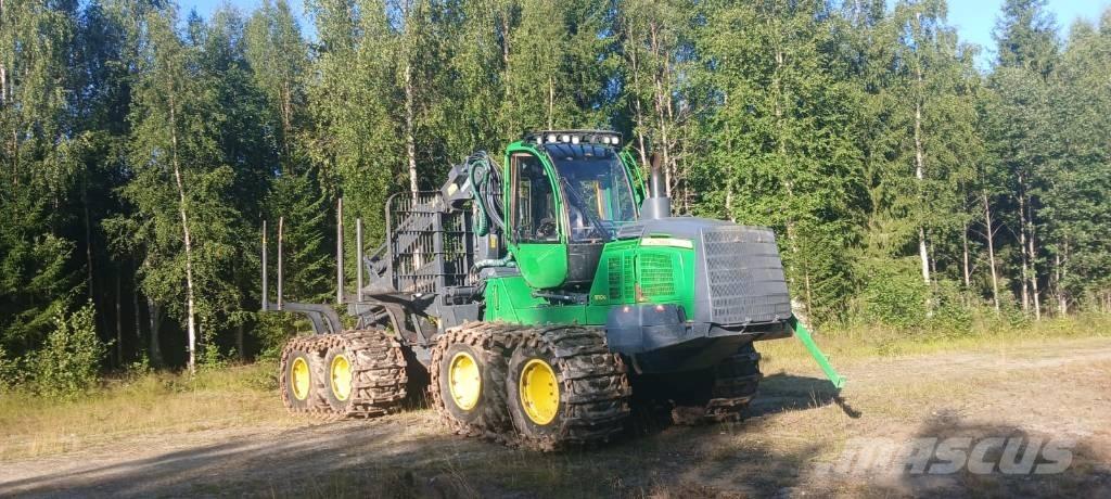 John Deere 1110 G Lesné traktory