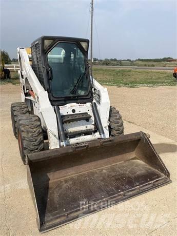 Bobcat S 300 Šmykom riadené nakladače