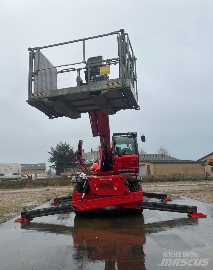 Manitou MRT 3050+ Teleskopické manipulátory