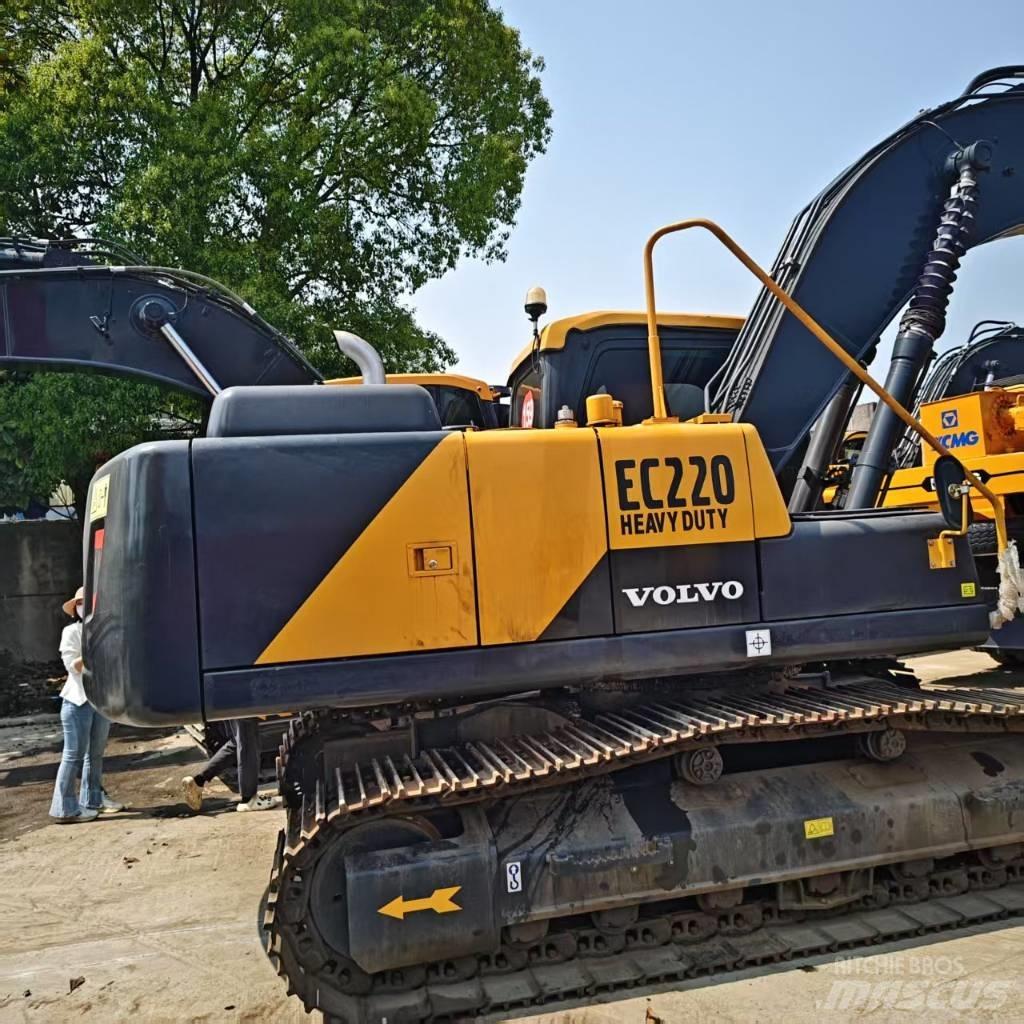 Volvo EC 220 Pásové rýpadlá