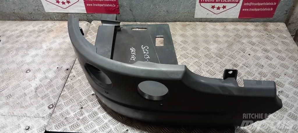 Scania R440  1923745 Kabíny a interiér