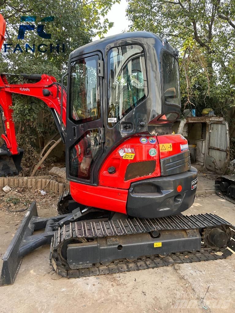 Kubota U 35 Pásové rýpadlá