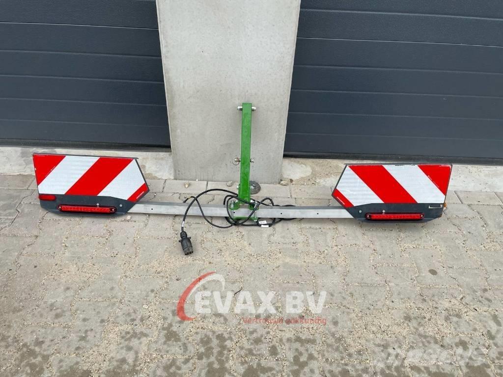Amazone Teres 300 V Dvojstranné pluhy