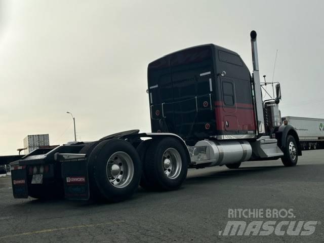Kenworth W 900 B Ťahače