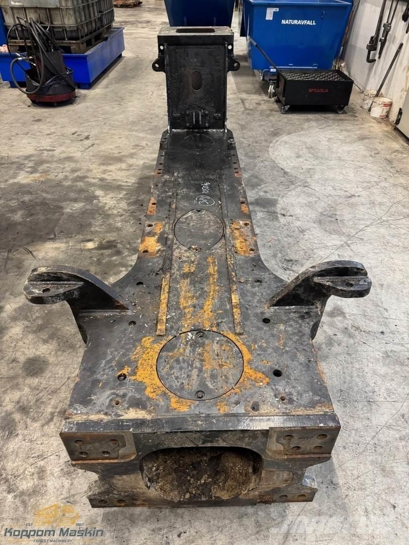 Komatsu 855 Ďalšie komponenty