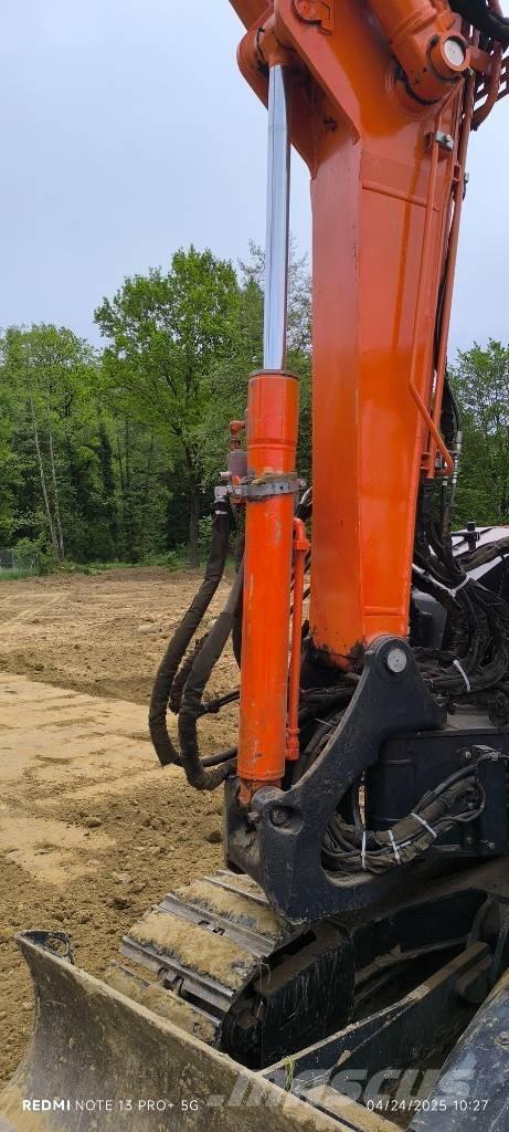 Hitachi Zaxis 85 USB Midi rýpadlá 7 t - 12 t