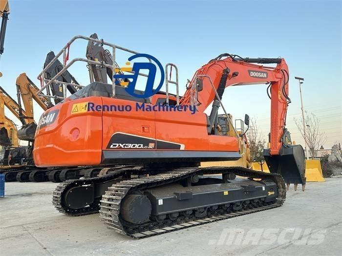 Doosan DX 300LC-9C Pásové rýpadlá