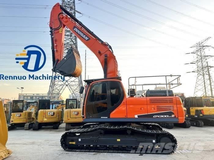Doosan DX 300LC-9C Pásové rýpadlá