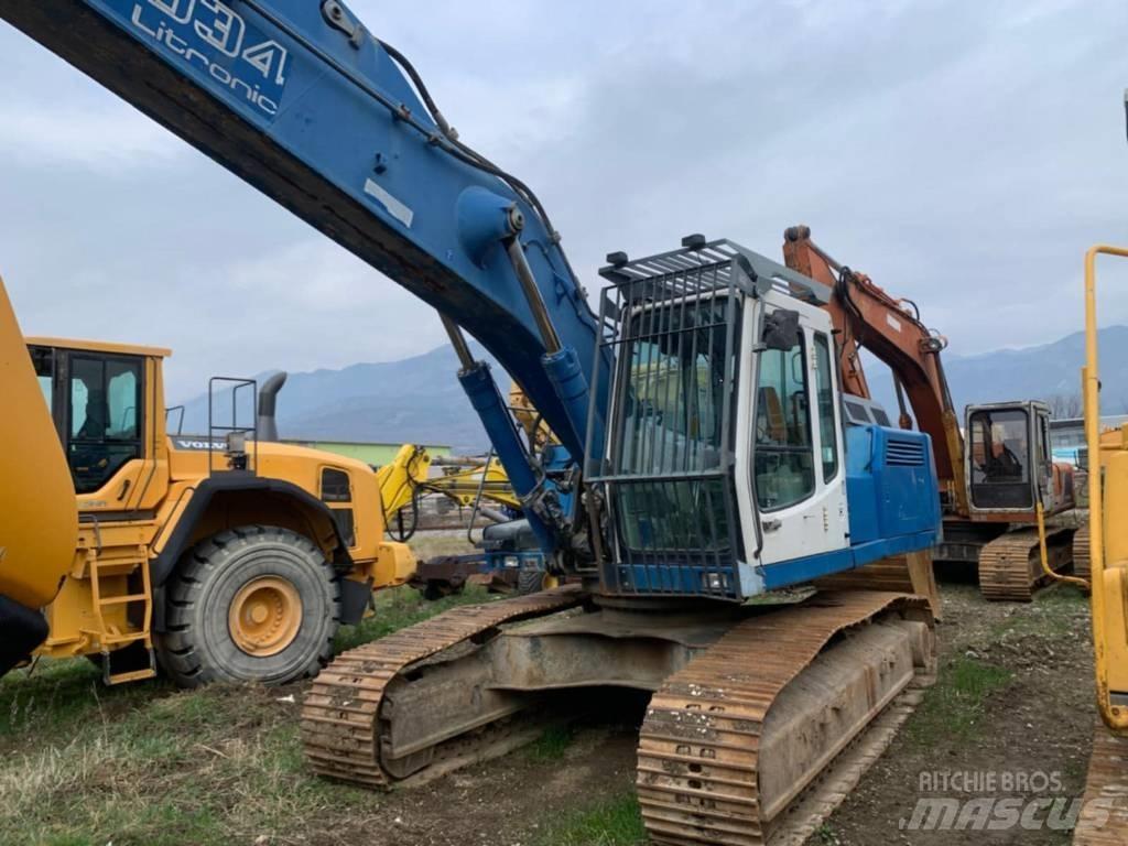 Liebherr R934BHD Pásové rýpadlá