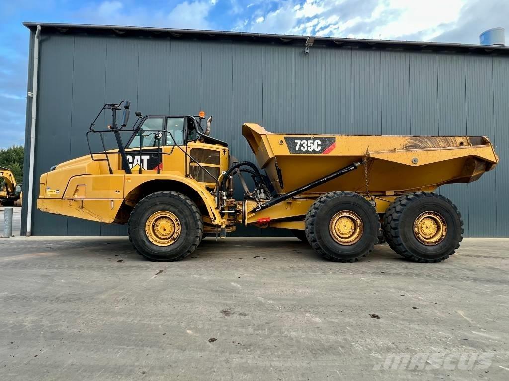 CAT 735C Kĺbové nákladné autá