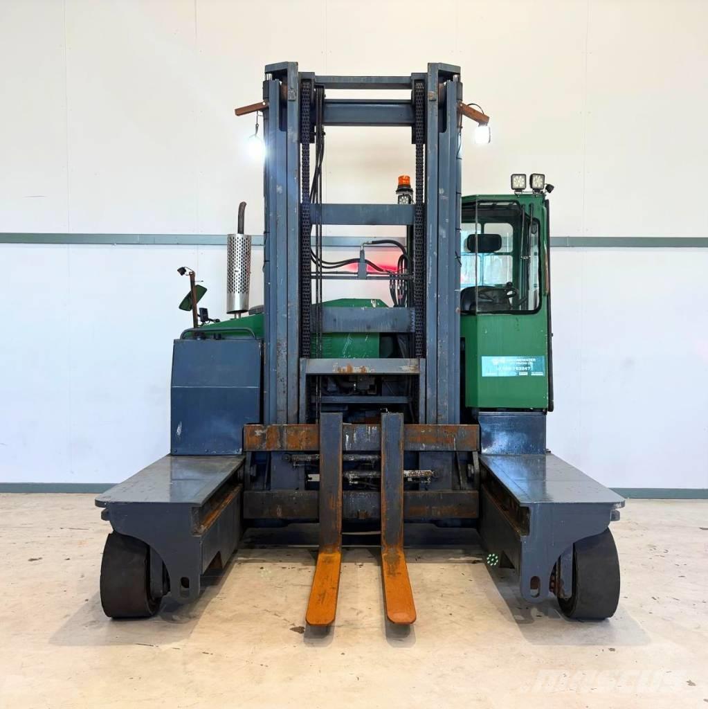 Combilift C 8000 4 cestné vysokozdvižné vozíky