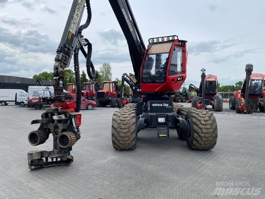 Komatsu 901 XC Harvestory