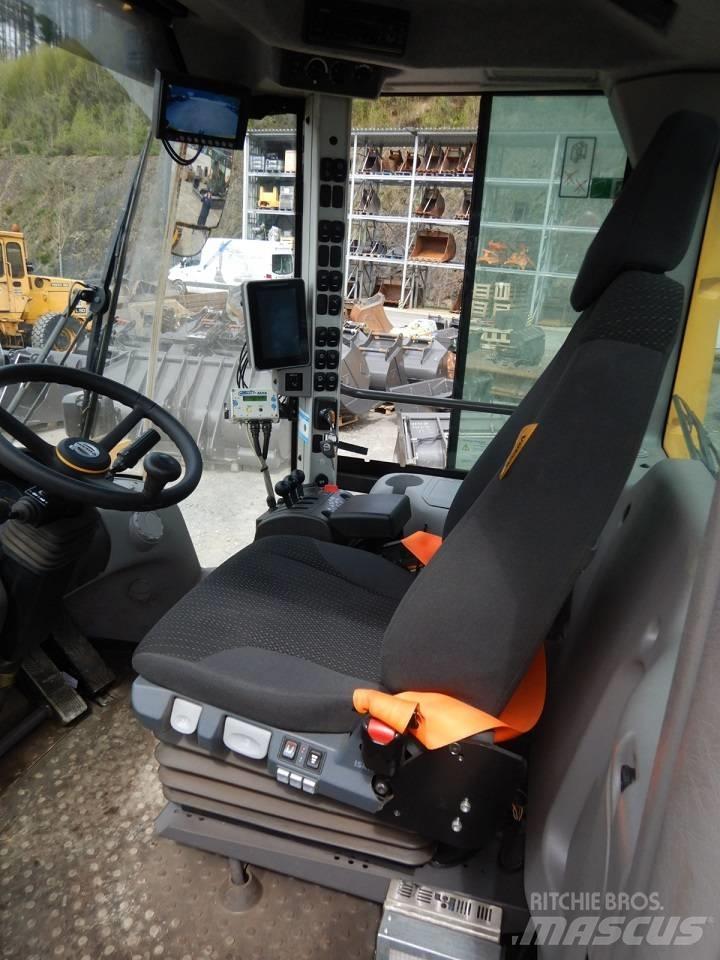Volvo L 70 H Kolesové nakladače
