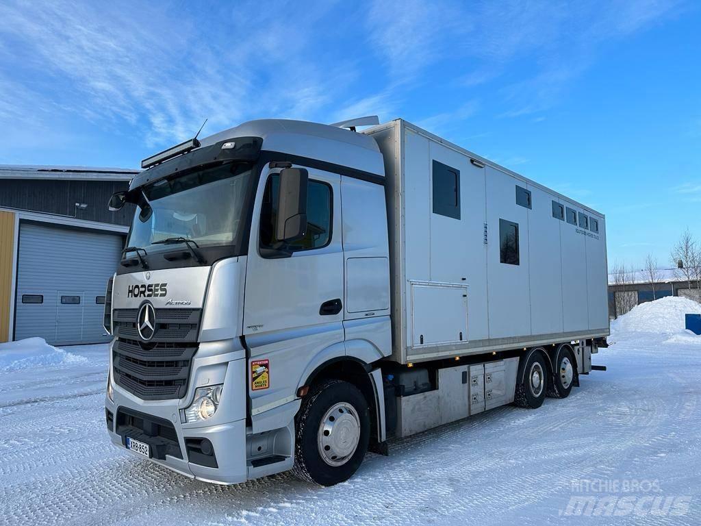 Mercedes-Benz Actros Nákladné automobily na prepravu zvierat