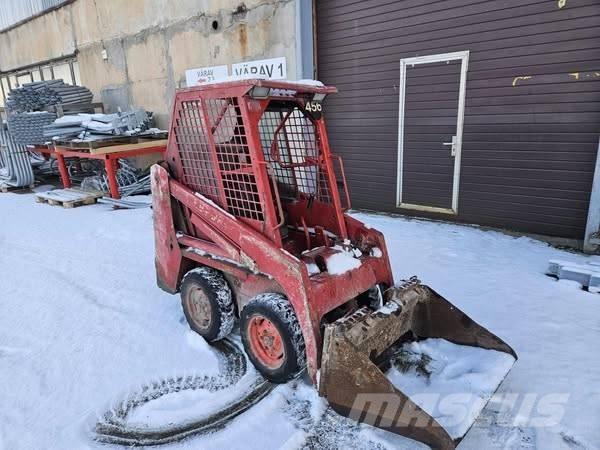 Bobcat 463 Šmykom riadené nakladače