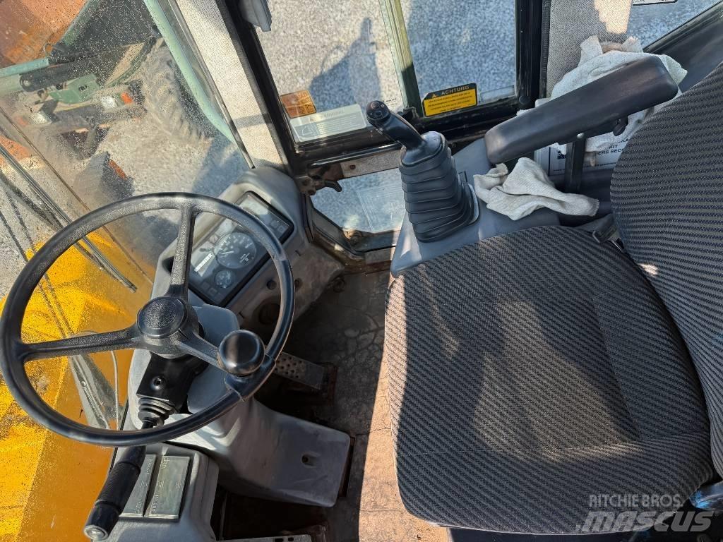 Liebherr L 522 Kolesové nakladače